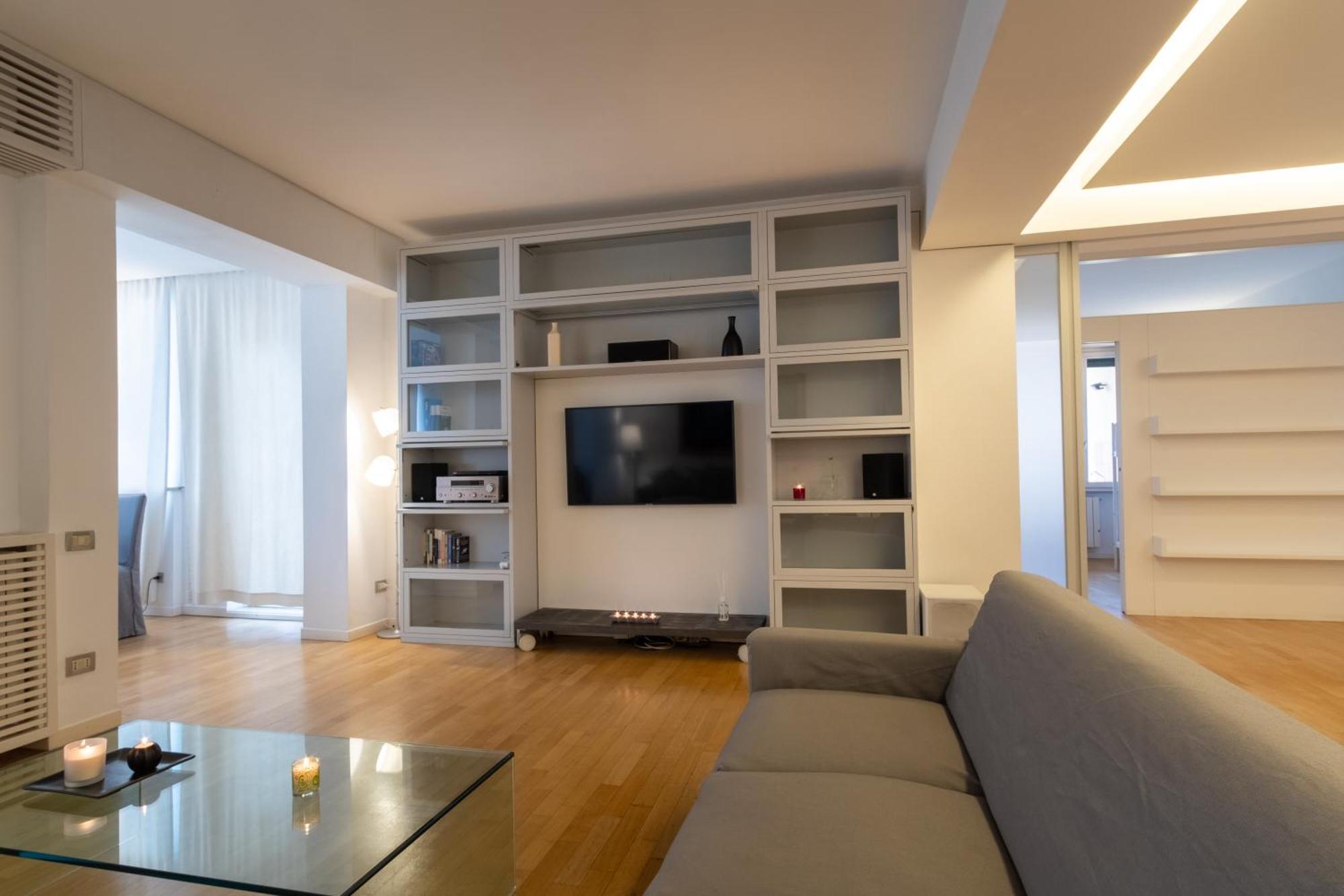 Attic With Terrace And Jacuzzi - Luxury Apartment โรม ภายนอก รูปภาพ